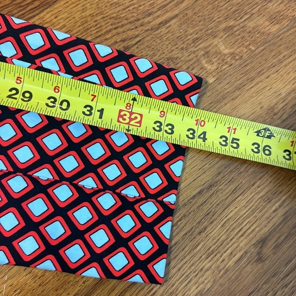 St. John Collection Red Blue Lattice Geometric Print Skinny Leg Ankle Pants 2 - Picture 13 of 15